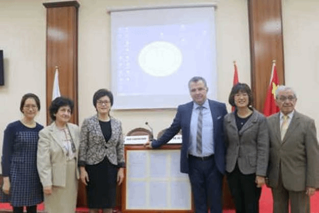 http://news.bfsu.edu.cn/uploads/2018/11/2-1.jpg